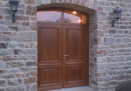 Porte en chene, Saint Georges de Grehaigne