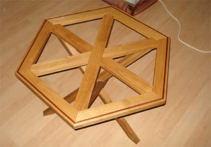 Table de salon hexagonale en bois, Manche et Ille et Vilaine